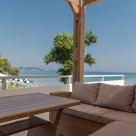 Kavo Seaside Luxury アパート *