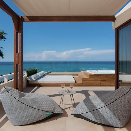 Апартаменты Kavo Seaside Luxury